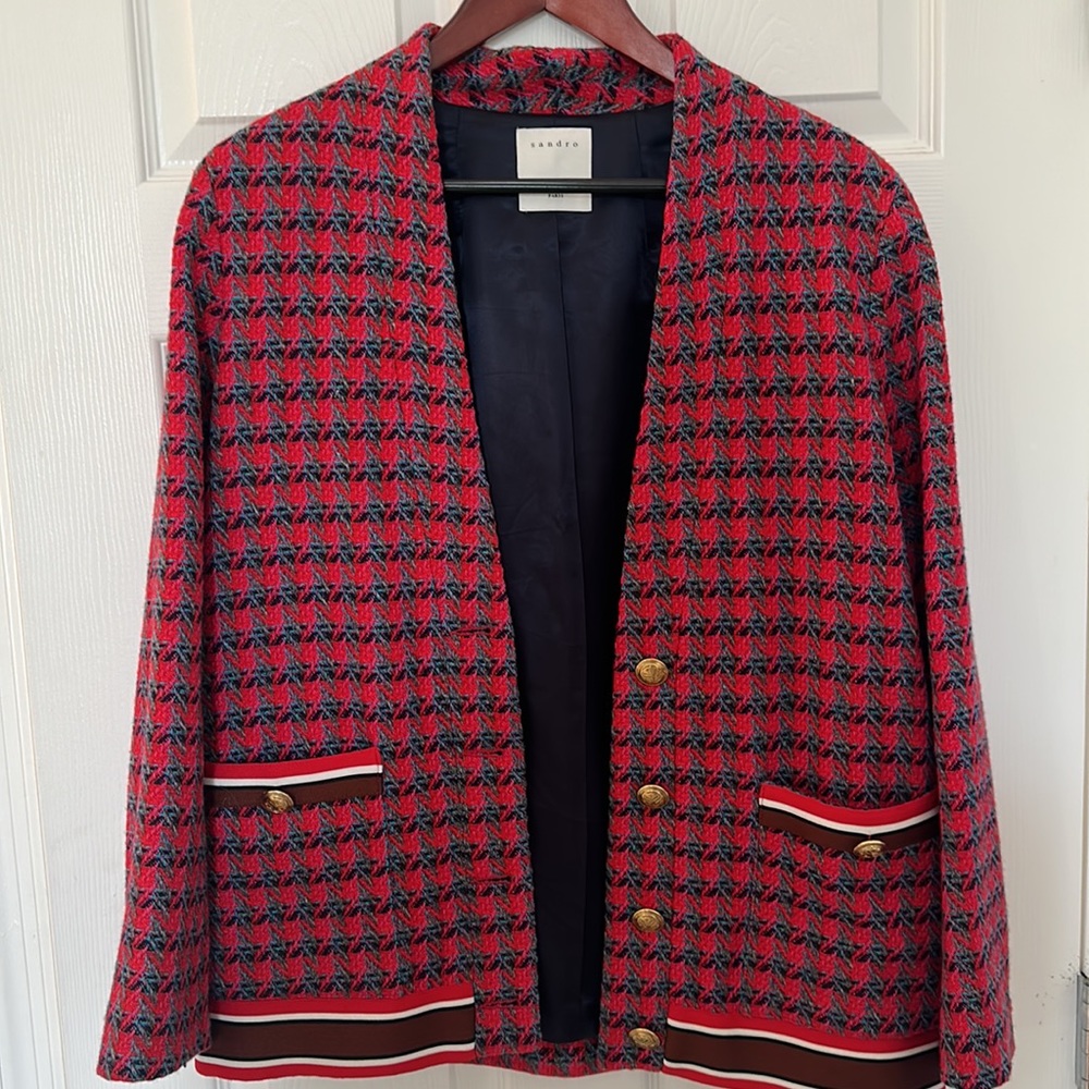 Sandro oversized tweed blazer/jacket. Gold buttons. Navy/red with specks